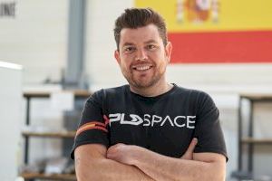 Raúl Torres, CEO y cofundador de PLD Space, obtiene el premio Teleco Honoris Causa de la Noche de las Telecomunicaciones Valencianas