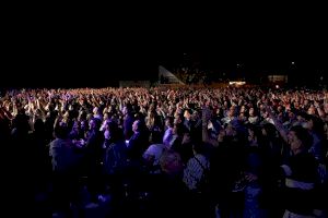 El Barrio arrasa en Onda con la asistencia de más de 5.000 personas - (foto 4)