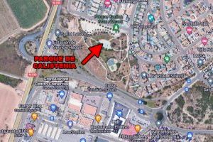 Estar en forma al alcance de todos en el nuevo parque de calistenia de Gran Alacant - (foto 2)