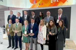El Campello se promociona en Londres con el objetivo de aumentar el número de visitantes británicos en 2024
