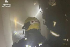 Un incendi en un edifici de Vila-real obliga a desallotjar els veïns sense causar ferits - (foto 3)
