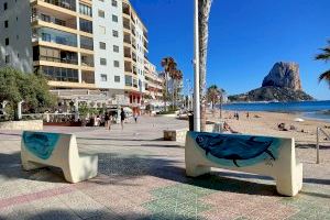 La pintora Lola Extremadouro llena de arte el paseo marítimo  de Calp - (foto 6)