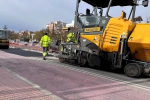 Benicàssim destina 1.000 toneladas de asfalto para mejoras de viales del municipio Benicàssim destina 1.000 toneladas de asfalto para mejoras de viales del municipio
