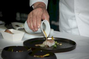 Ashotur exhibeix gastronomia en estat pur, art, música i vi amb ‘Maridatges’