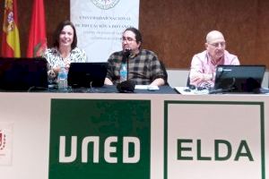 Beatriz Vaillo analiza el camino que permitió que las mujeres pudiesen ejercer el derecho a voto en España durante la Segunda República