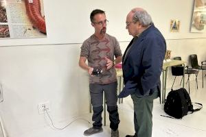 La UA instala un acelerómetro sísmico en el CEM El Captivador de La Nucía