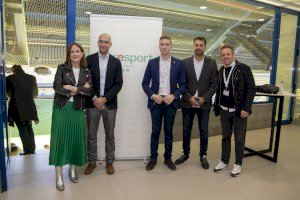Turesport reúne más de 150 empresas, administraciones, estudiantes y expertos de turismo y deporte en Vila-real - (foto 2)