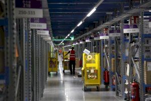 ¿Qué pasa en las tripas de Amazon cuando haces clic?: Así es por dentro el macrocentro de Onda