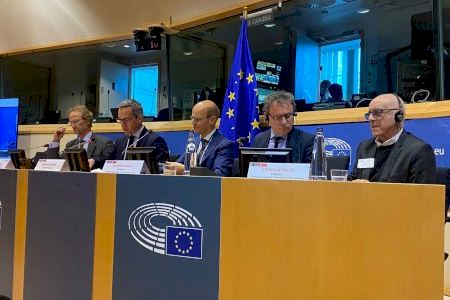 El sector artesanal reivindica su valor en el principal foro europeo sobre cerámica en Manises El sector artesanal reivindica su valor en el principal foro europeo sobre cerámica en Manises