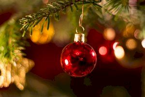 ¿Es legal poner adornos de Navidad en las zonas comunes de una comunidad de vecinos?