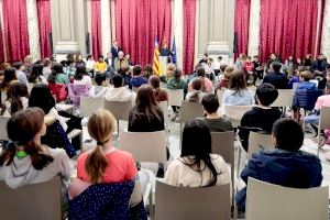 L'Ajuntament celebra el Dia de la Constitució amb 140 escolars de centres municipals - (foto 6) L'Ajuntament celebra el Dia de la Constitució amb 140 escolars de centres municipals - (foto 6)