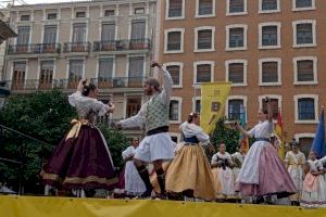 El Festival de Balls al Carrer será itinerante en los próximos meses