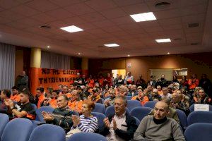 El Ple Municipal acorda por unanimitat una declaració institucional en defensa del teixit industrial i del manteniment de TK Galmed - (foto 3)