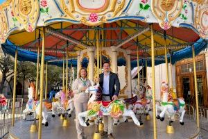 Espai Comercial y el Ayuntamiento de Castellón ofrecen descuentos para el tío vivo de la plaza Mayor Espai Comercial y el Ayuntamiento de Castellón ofrecen descuentos para el tío vivo de la plaza Mayor