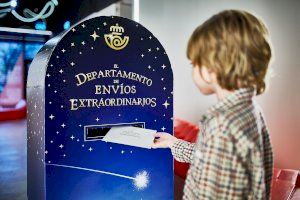 Correos instala buzones mágicos en diez oficinas de Castellón para enviar las cartas a Papá Noel y los Reyes Magos Correos instala buzones mágicos en diez oficinas de Castellón para enviar las cartas a Papá Noel y los Reyes Magos