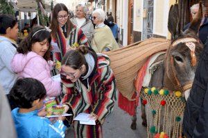 Gran ambient al Mercat de Nadal del Poble Nou de Benitatxell