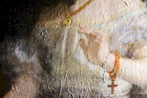 La Caritat de Domingo Llorens s’exhibeix a partir de hui al Museu Etnològic de la ciutat de Dénia després d’un acurat procés de restauració - (foto 3)