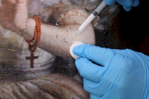 La Caritat de Domingo Llorens s’exhibeix a partir de hui al Museu Etnològic de la ciutat de Dénia després d’un acurat procés de restauració - (foto 6)