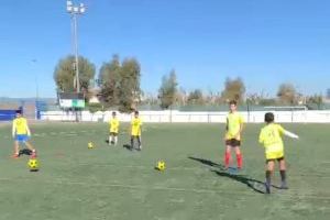 Arranca en Peñíscola una nueva edición del Campus de Fútbol Solidario organizado por la Penya Barça Arranca en Peñíscola una nueva edición del Campus de Fútbol Solidario organizado por la Penya Barça
