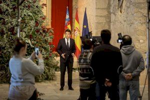 Los detalles del mensaje de Fin de Año de Carlos Mazón como president: desde lugar de la grabación hasta su objeto talismán