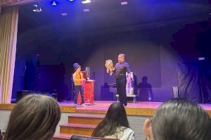 La magia de Mag Malastruc y David Climent llenó de ilusión y risas El Sindicat