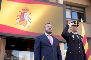 Benlloch agradece la tarea de la Policía Nacional en Vila-real en el acto en conmemoración de los 200 años del cuerpo Benlloch agradece la tarea de la Policía Nacional en Vila-real en el acto en conmemoración de los 200 años del cuerpo