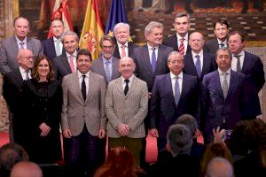 El director de cinema Iñaki Arteta Orbea rep el Premi Convivència Professor Manuel Broseta - (foto 3)