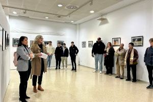 La Casa de Cultura de Alboraia visualiza el béisbol valenciano con una exposición fotográfica de Esther Nicolás Palazón