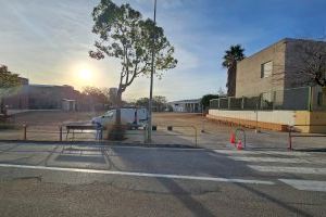 Abre al público el aparcamiento provisional en el solar del CEEP Gargasindi de Calp