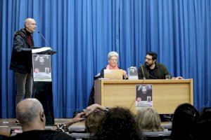 El Club de la Lectura de El Campello arranca el año con la visita de Eduardo Ruiz Sosa y su obra “El libro de nuestras ausencias” - (foto 2)