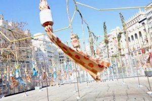 Valencia ya conoce a las 19 pirotécnicas que llenarán de pólvora el cielo durante las Fallas 2024: consulta todo el calendario