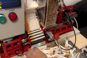 Descubierto un taller de tabaco ilegal en Alicante: fabricaban 12.000 cigarrillos por hora Descubierto un taller de tabaco ilegal en Alicante: fabricaban 12.000 cigarrillos por hora