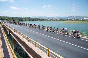 120 kilómetros de costa en la segunda provincia más montañosa de España: Castellón, el 'lienzo perfecto' para pedalear