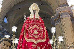 Els portadors de Borriana, guardians de la tradició de Sant Blai: "Cada vegada s'incorporen més dones, però necessitem als joves" - (foto 6)