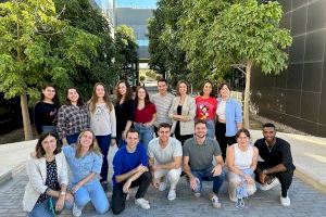 ‘Virus matabacterias’ en lloc d'antibiòtics: Investigadors valencians busquen fórmules per a acabar amb l'epidèmia de les superbacterias