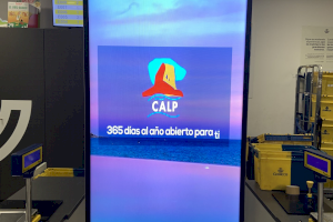 Calp inicia una campaña institucional y turística en 15 oficinas de Correos de España