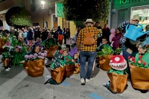 Villajoyosa celebra el Carnaval con un desfile y una fiesta de disfraces en el parque de la Barbera - (foto 9) Villajoyosa celebra el Carnaval con un desfile y una fiesta de disfraces en el parque de la Barbera - (foto 9)