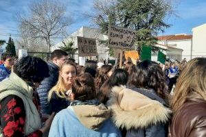 Manifestaciones para pedir el impulso a la construcción de centros educativos en Betxí, Benicarló y Borriol - (foto 3)