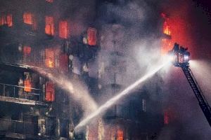 Municipios valencianos cancelan las agendas festivas en señal de duelo por el incendio de Valencia