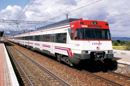 Una línia de Rodalia de València augmenta amb 16 nous trens diaris els seus horaris