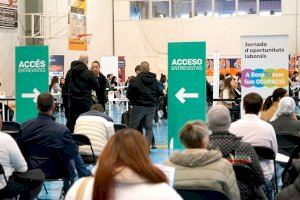 La maratón de entrevistas de trabajo de Benetússer convoca a 1.500 aspirantes a 206 ofertas de empleo
