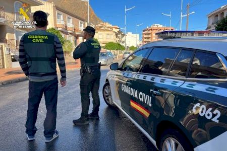Tres 'spidermans' detenidos tras asaltar casas en Orihuela, Callosa de Segura y Cox Tres 'spidermans' detenidos tras asaltar casas en Orihuela, Callosa de Segura y Cox