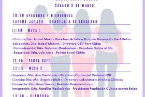 Ocho mujeres referentes de Xàbia participan en una mesa redonda en el marco del 8M