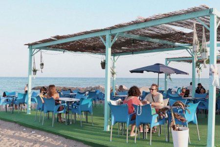 Nules licita la concesión de cuatro chiringuitos de playa para el verano