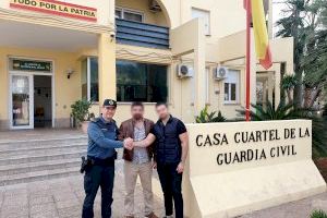 Heroica ayuda de varios vecinos de Xàbia tras sorprender al ladrón más buscado de la Marina Alta: hasta 37 robos en comercios