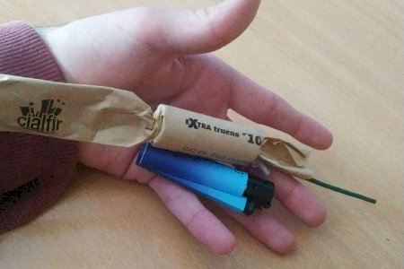 Recomanen no disparar petards entre les 15.00 i les 17.00 hores a València: quin és el motiu?