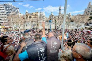 VÍDEO | La setmana gran de Falles arranca amb una mascletà intensa, plena de ritme i de color