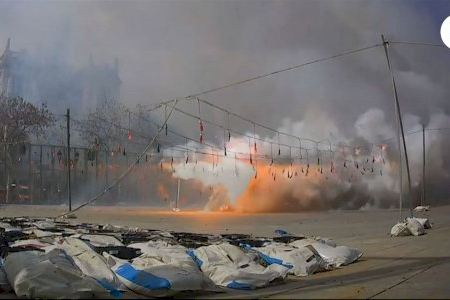 À Punt prepara una àmplia cobertura especial amb motiu de les Falles À Punt prepara una àmplia cobertura especial amb motiu de les Falles