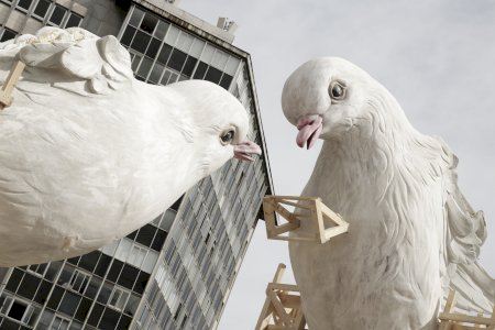 Les Falles atrauen a turistes de tot el món i eleven l'ocupació hotelera al 79% durant el cap de setmana