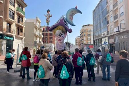 Las fallas muestran su vertiente más social en La Vall d'Uixó